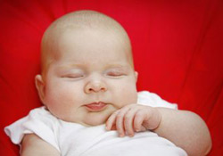 10 astuces pour aider bébé à dormir 