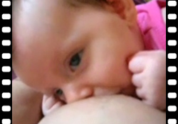 Vido : Un allaitement maternel si touchant !